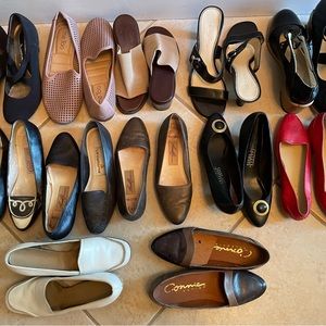 Size 4 to 7 just a sample 50 different to chose from.